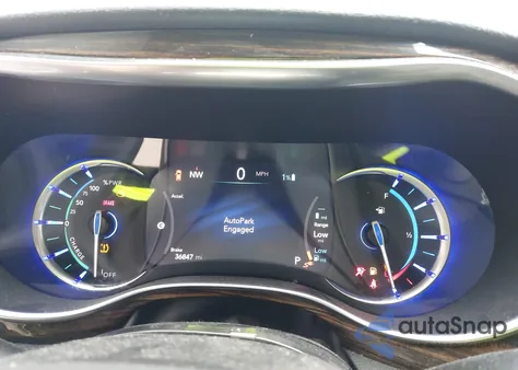 2022 Chrysler Pacifica Limited z USA, uszkodzony, nr VIN 2C4RC1S73NR135646